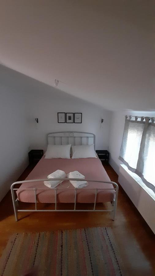 Centro Apartment アイオス・ニコラオス エクステリア 写真